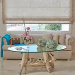 Petinos פלאטיס יאלוס