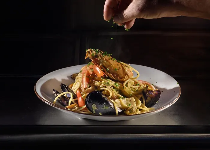 ペティノス ビーチ ホテル プラティス・ヤロス