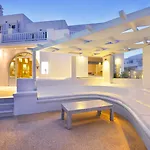 Petinos Hotell