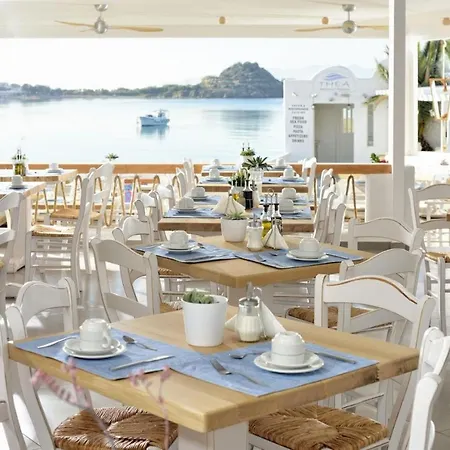 佩蒂诺斯海滩酒店