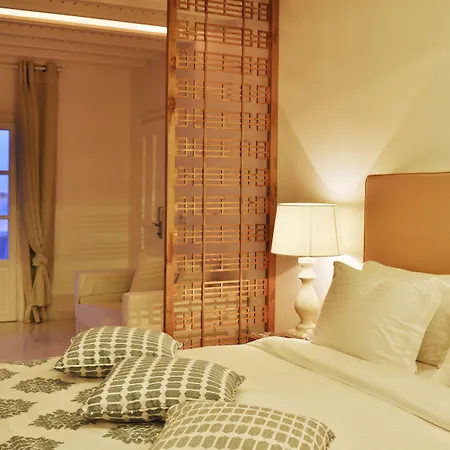 Petinos Platys Gialos (Mykonos)