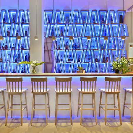 佩蒂诺斯海滩酒店