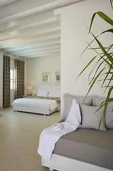 Hotel Petinos 4*