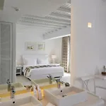 Petinos Hotel 4*