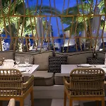 Petinos 4* Platísz Jalósz