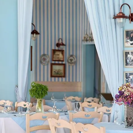 Petinos Hotel